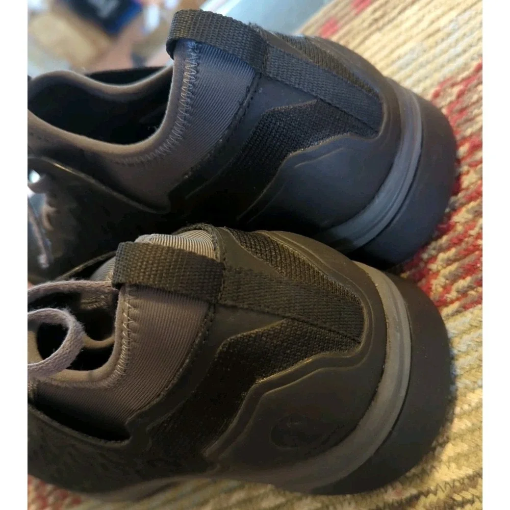 Men's Carhartt Outdoor Sneakers‎ Walking Comfort Size 10 M Excellent Condition!